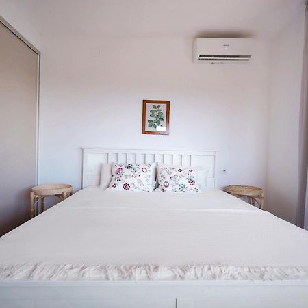 A+View Private Terrace Private Pool Family Fun Βίλα Μπαδαλόνα Εξωτερικό φωτογραφία