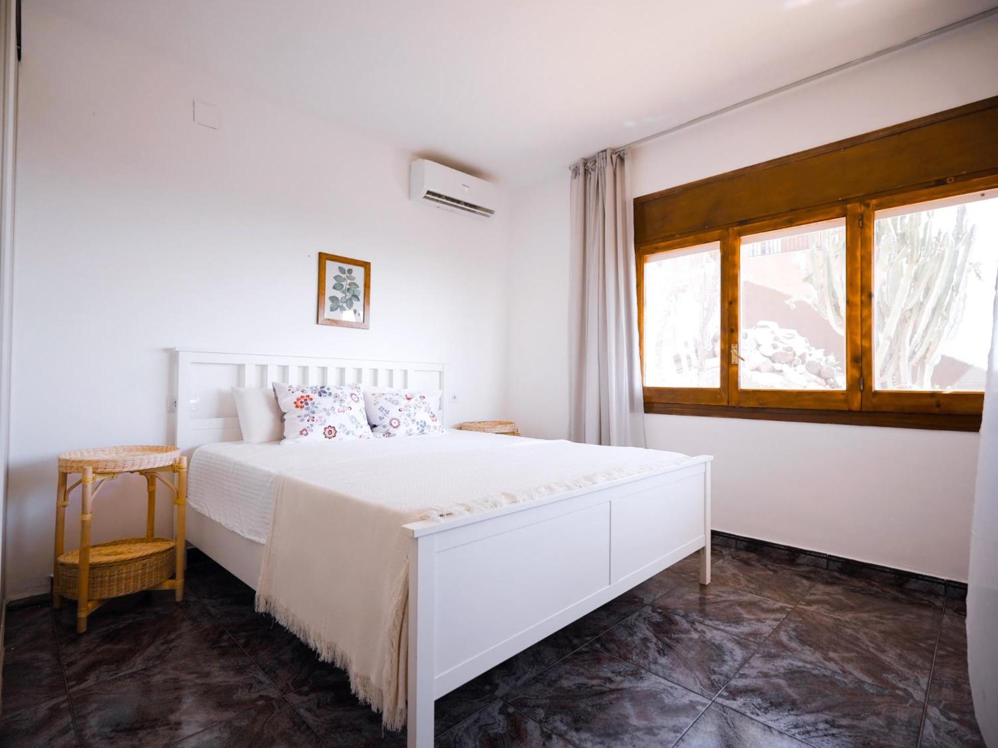 A+View Private Terrace Private Pool Family Fun Βίλα Μπαδαλόνα Εξωτερικό φωτογραφία