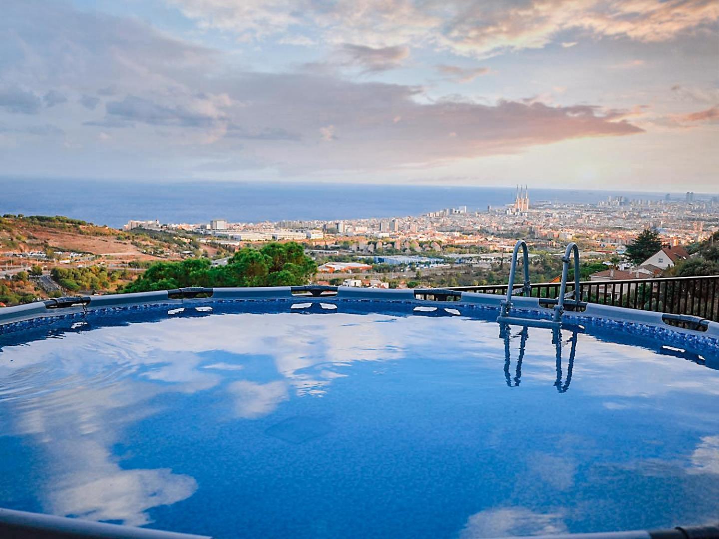 A+View Private Terrace Private Pool Family Fun Βίλα Μπαδαλόνα Εξωτερικό φωτογραφία