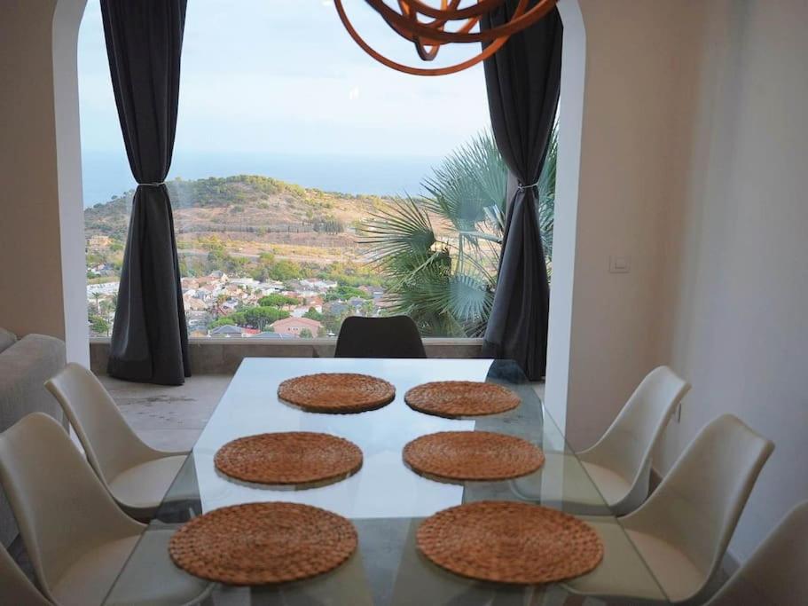 A+View Private Terrace Private Pool Family Fun Βίλα Μπαδαλόνα Εξωτερικό φωτογραφία