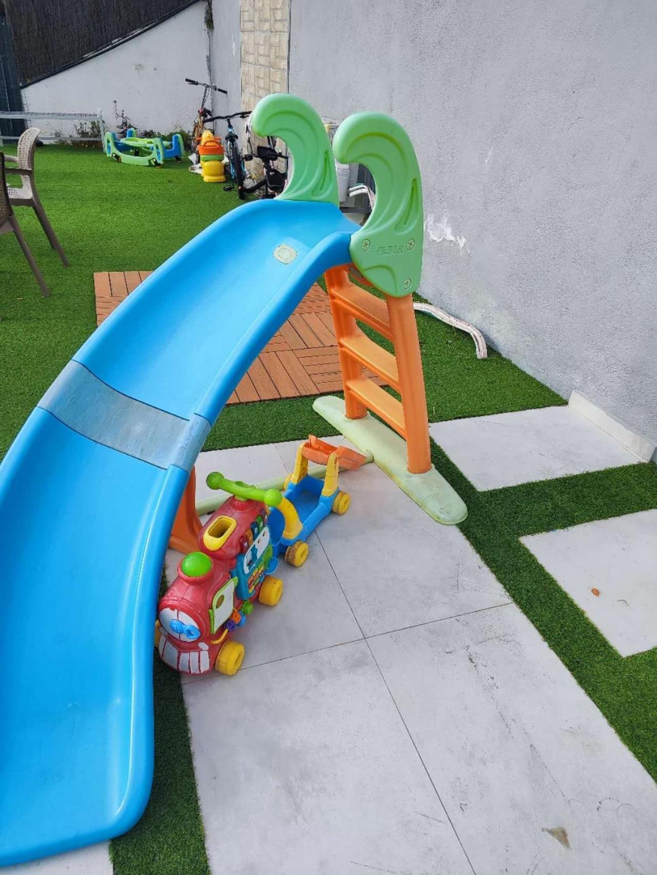 A+View Private Terrace Private Pool Family Fun Βίλα Μπαδαλόνα Εξωτερικό φωτογραφία